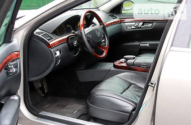 Седан Mercedes-Benz S-Class 2007 в 