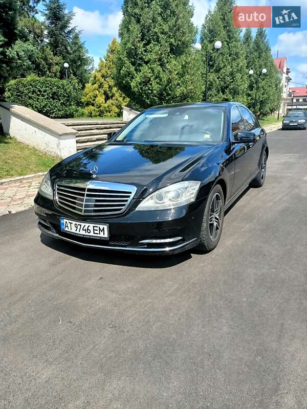 Седан Mercedes-Benz S-Class 2011 в Ивано-Франковске