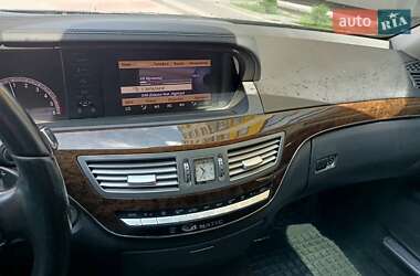 Седан Mercedes-Benz S-Class 2011 в 