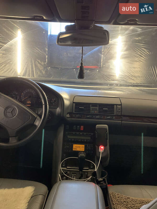 Седан Mercedes-Benz S-Class 1998 в Ивано-Франковске