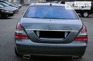 Седан Mercedes-Benz S-Class 2008 в 