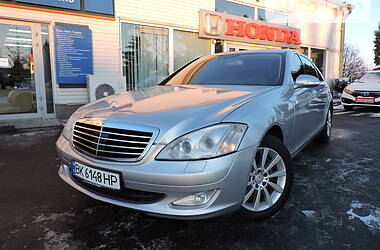 Седан Mercedes-Benz S-Class 2009 в Ровно