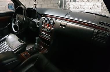 Седан Mercedes-Benz S-Class 1981 в Акимовке