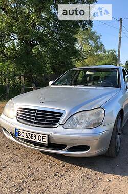 Седан Mercedes-Benz S-Class 2005 в Львове