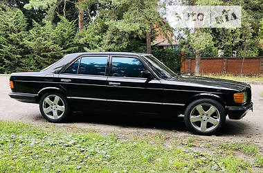 Седан Mercedes-Benz S-Class 1984 в Харкові