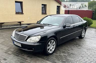 Седан Mercedes-Benz S-Class 2005 в Львове