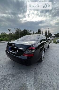 Седан Mercedes-Benz S-Class 2007 в Черновцах