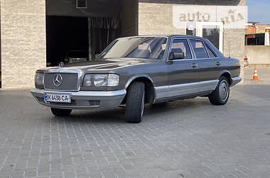 Седан Mercedes-Benz S-Class 1982 в 