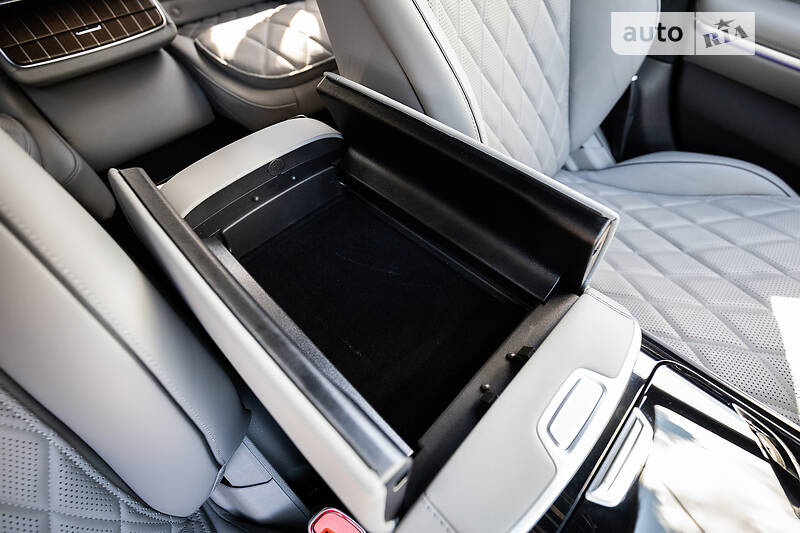 Седан Mercedes-Benz S-Class 2021 в Києві