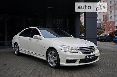 Седан Mercedes-Benz S-Class 2008 в 