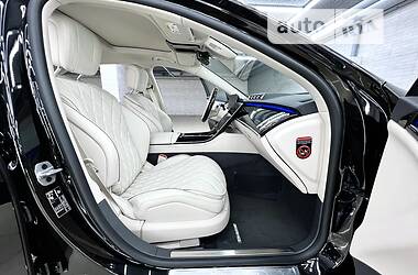 Седан Mercedes-Benz S-Class 2022 в 
