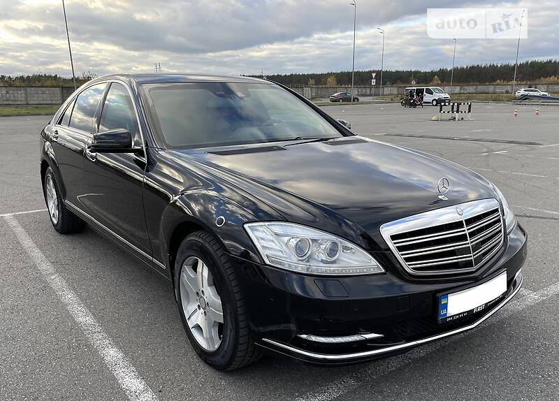 Седан Mercedes-Benz S-Class 2010 в Києві