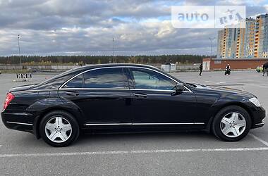 Седан Mercedes-Benz S-Class 2010 в 