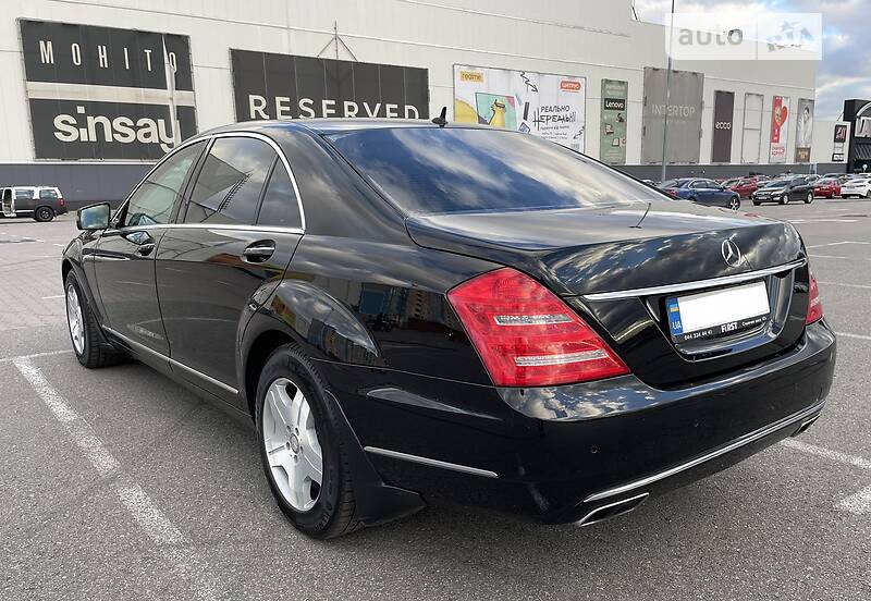 Седан Mercedes-Benz S-Class 2010 в Києві