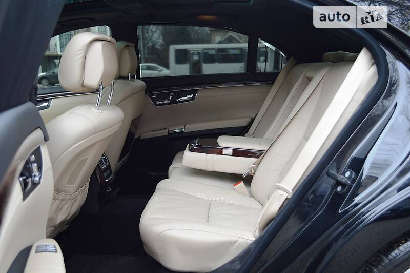 Седан Mercedes-Benz S-Class 2006 в Одесі