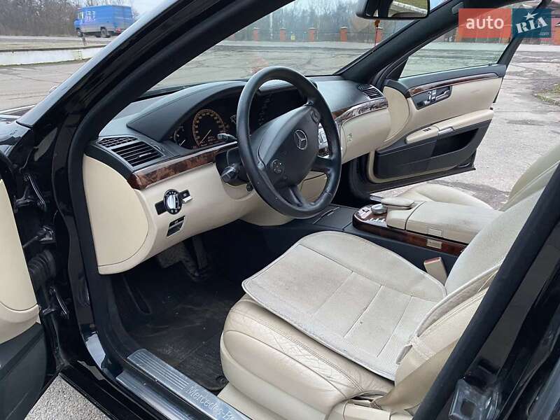 Седан Mercedes-Benz S-Class 2006 в Хусте