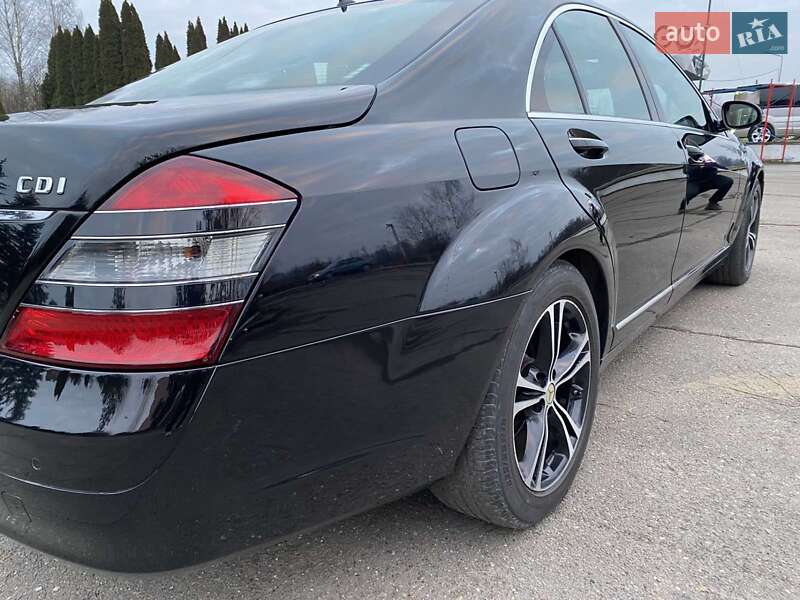 Седан Mercedes-Benz S-Class 2006 в Хусте