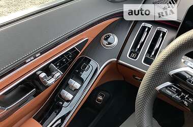 Седан Mercedes-Benz S-Class 2022 в 