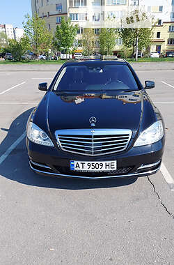 Седан Mercedes-Benz S-Class 2013 в Івано-Франківську