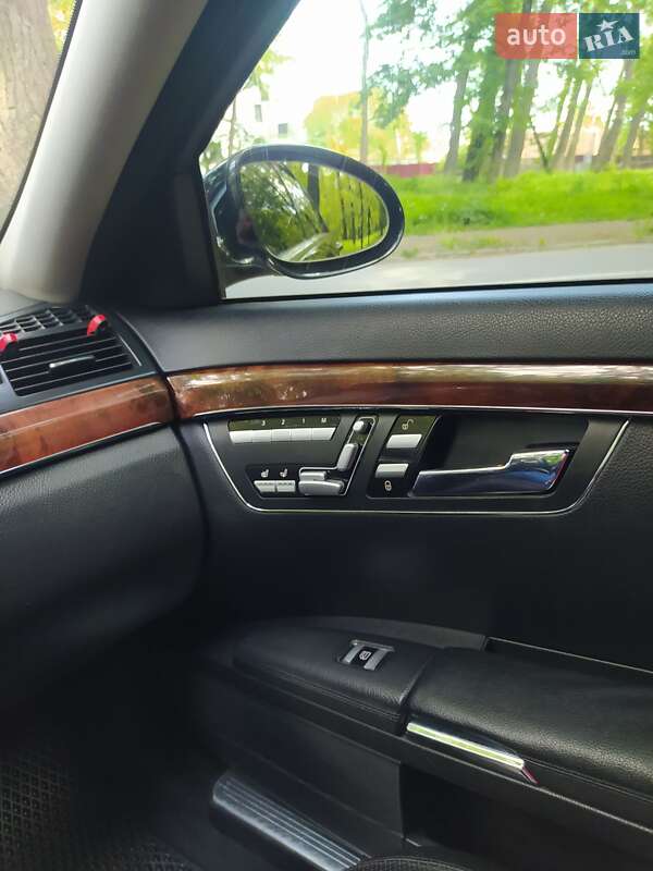 Седан Mercedes-Benz S-Class 2007 в Черновцах