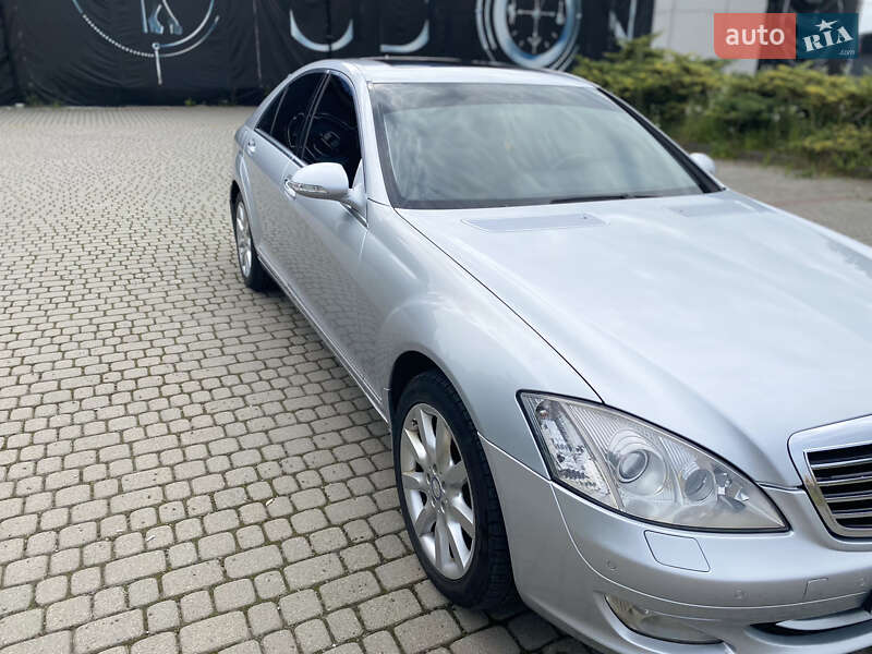 Седан Mercedes-Benz S-Class 2006 в Львові