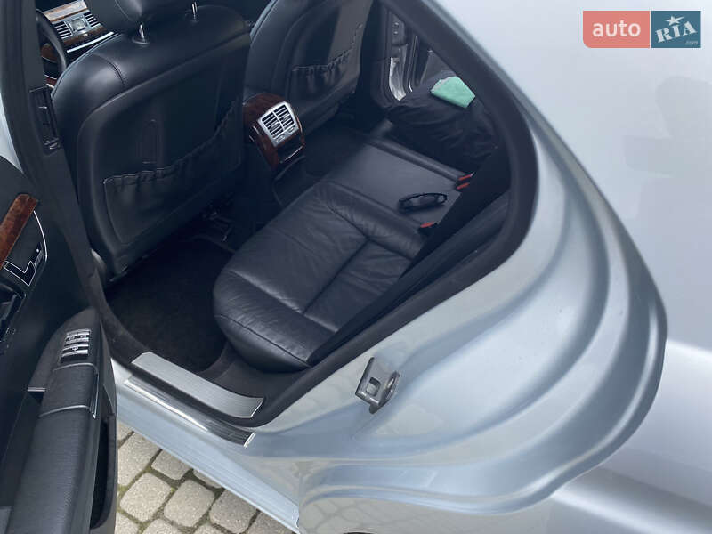 Седан Mercedes-Benz S-Class 2006 в Львові