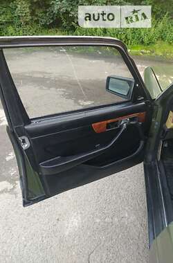 Седан Mercedes-Benz S-Class 1980 в 