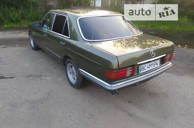 Седан Mercedes-Benz S-Class 1980 в 