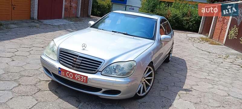 Седан Mercedes-Benz S-Class 2003 в Жовкві