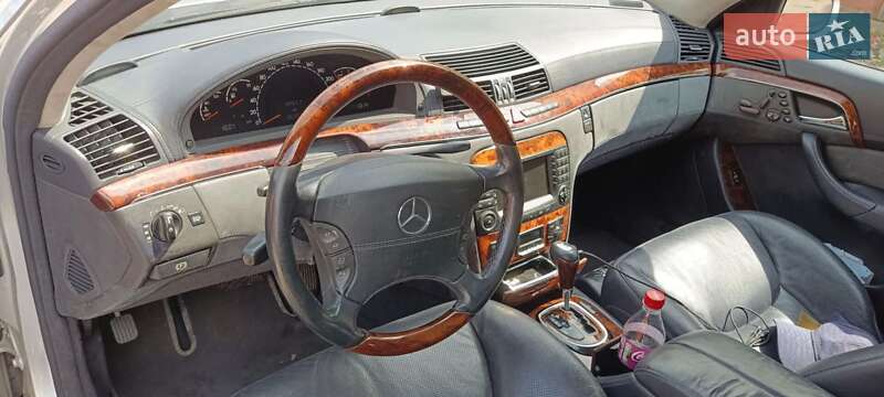 Седан Mercedes-Benz S-Class 2003 в Жовкві