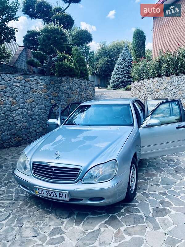 Седан Mercedes-Benz S-Class 1997 в Умані