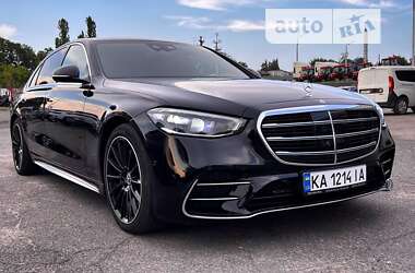 Седан Mercedes-Benz S-Class 2022 в 