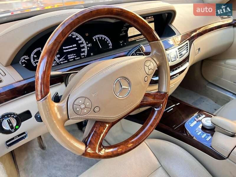 Седан Mercedes-Benz S-Class 2010 в Одессе