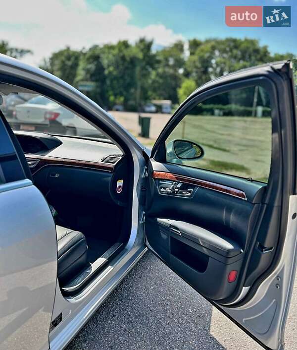 Седан Mercedes-Benz S-Class 2007 в Кропивницькому