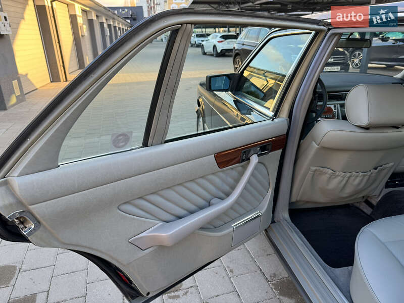 Седан Mercedes-Benz S-Class 1991 в Житомире