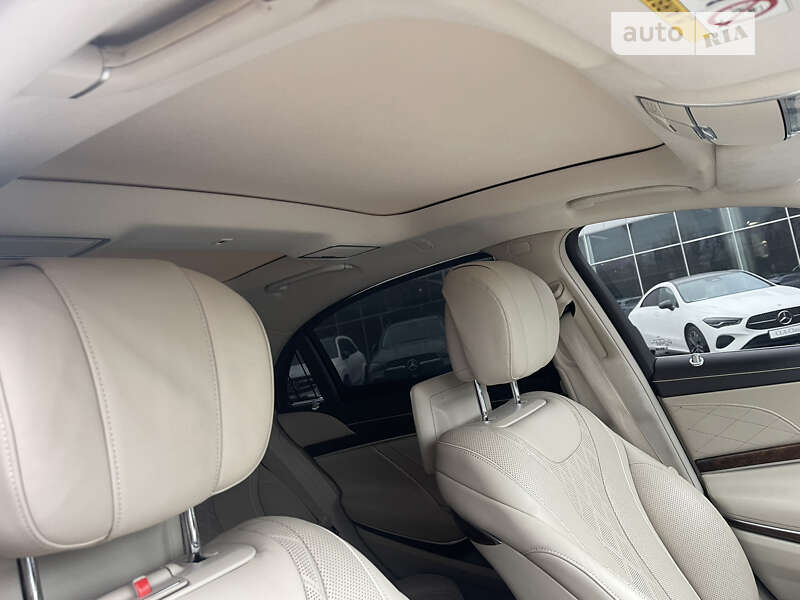 Седан Mercedes-Benz S-Class 2015 в Києві