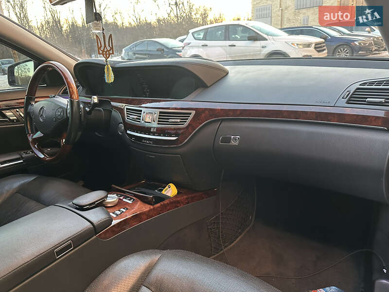 Седан Mercedes-Benz S-Class 2010 в Киеве