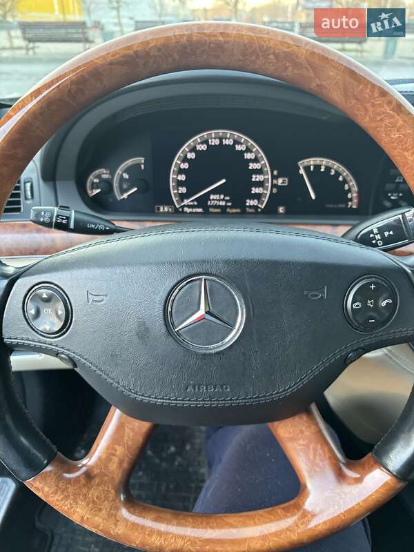 Седан Mercedes-Benz S-Class 2006 в Запорожье