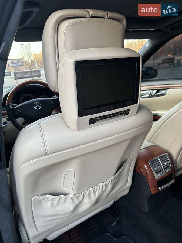 Седан Mercedes-Benz S-Class 2006 в Запорожье