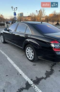 Седан Mercedes-Benz S-Class 2006 в Запорожье