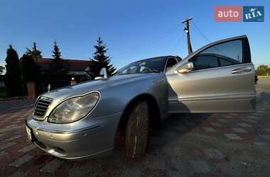 Седан Mercedes-Benz S-Class 2001 в Городне