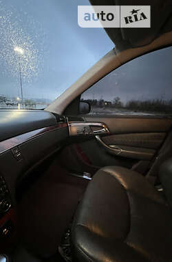 Седан Mercedes-Benz S-Class 2003 в 
