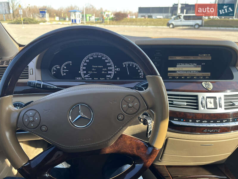 Седан Mercedes-Benz S-Class 2011 в Львові