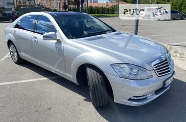 Седан Mercedes-Benz S-Class 2010 в Киеве