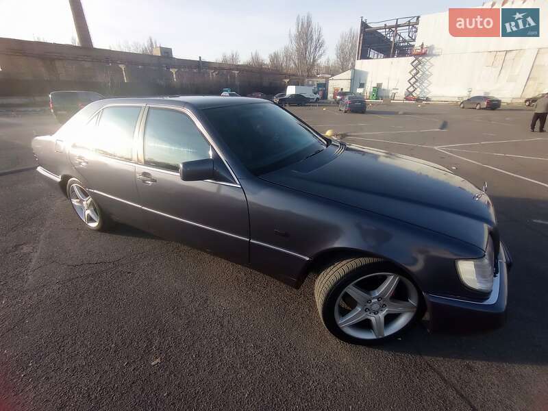 Седан Mercedes-Benz S-Class 1992 в Одесі