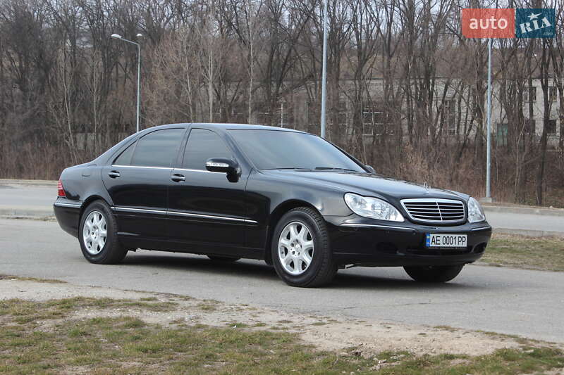 Mercedes-Benz S-Class 2000