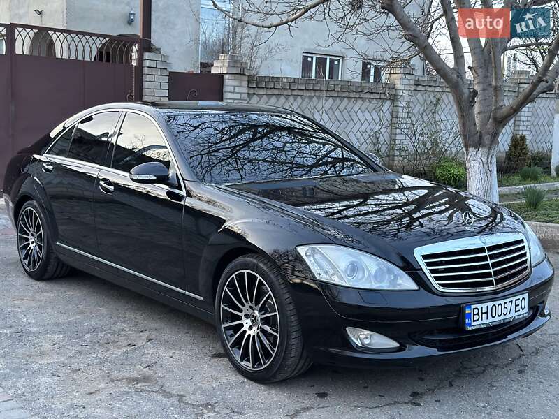 Mercedes-Benz S-Class 2008