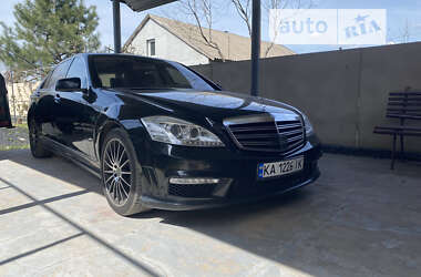 Седан Mercedes-Benz S-Class 2006 в Запоріжжі