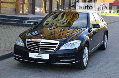 Седан Mercedes-Benz S-Class 2012 в Луцке