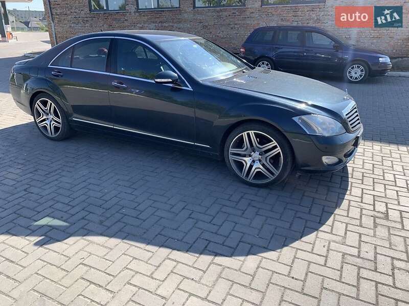 Седан Mercedes-Benz S-Class 2005 в Любомле